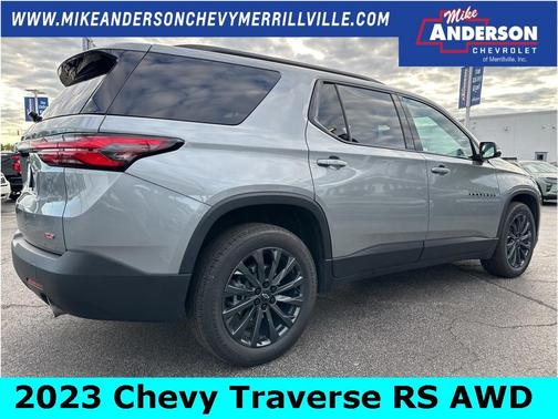 2023 Chevrolet Traverse RS