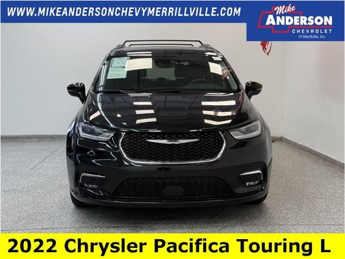 2022 Chrysler Pacifica Touring-L
