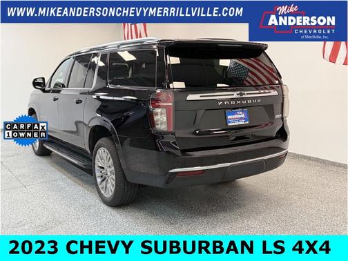 2023 Chevrolet Suburban LS