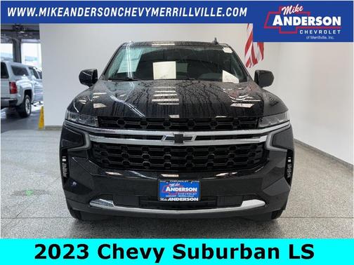 2023 Chevrolet Suburban LS