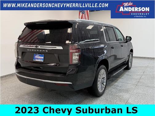2023 Chevrolet Suburban LS