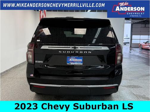 2023 Chevrolet Suburban LS