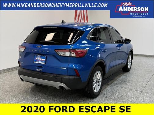 2020 Ford Escape SE