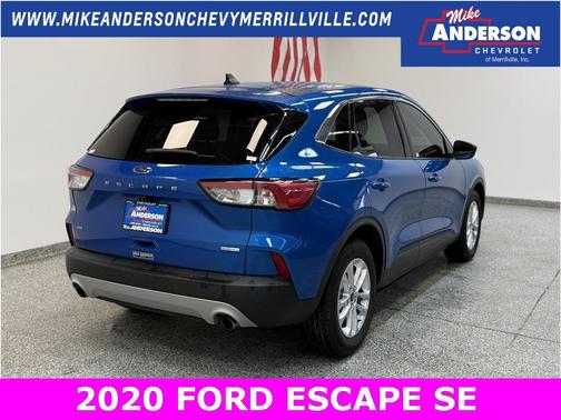 2020 Ford Escape SE
