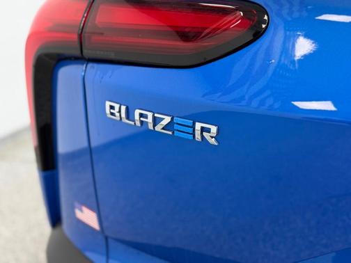 2025 Chevrolet Blazer EV LT
