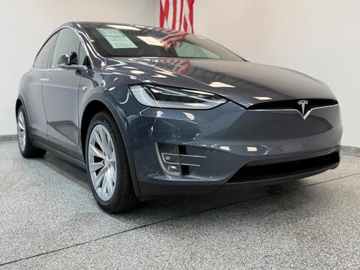 2021 Tesla Model X Long Range