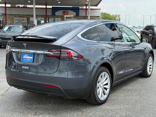 2021 Tesla Model X Long Range