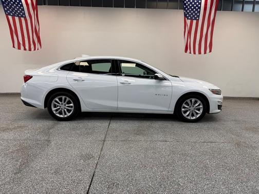 2025 Chevrolet Malibu LT