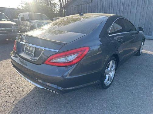 Gray 2013 Mercedes-Benz CLS-Class CLS 550