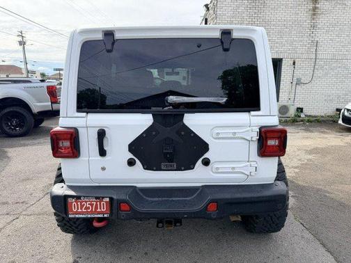 White 2018 Jeep Wrangler Unlimited Rubicon