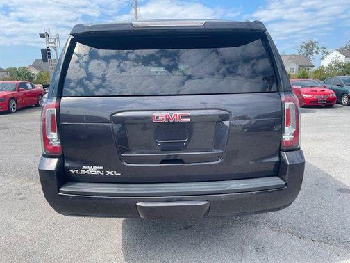 2018 GMC Yukon XL SLT
