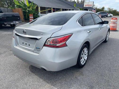2014 Nissan Altima SV