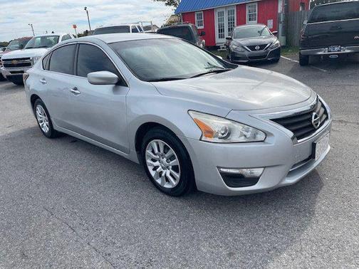 2014 Nissan Altima SV
