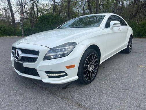White 2013 Mercedes-Benz CLS-Class CLS 550 4MATIC