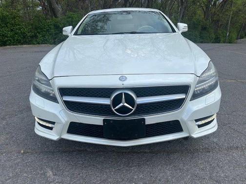 White 2013 Mercedes-Benz CLS-Class CLS 550 4MATIC
