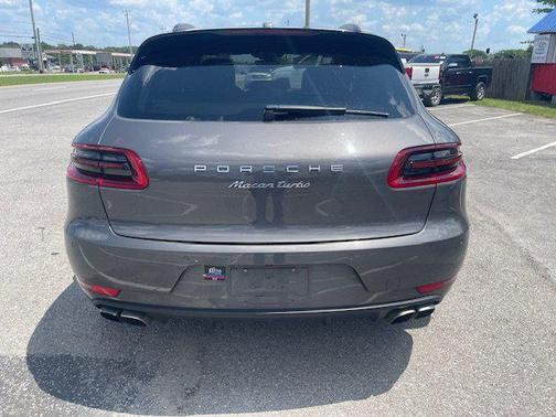 2015 Porsche Macan Turbo