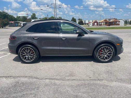 2015 Porsche Macan Turbo