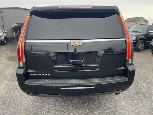2018 Cadillac Escalade Premium Luxury