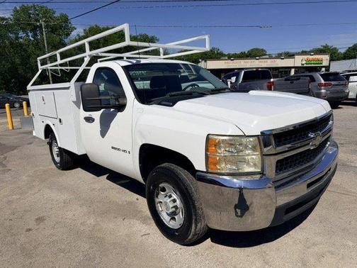 White 2008 Chevrolet Silverado 2500 Work Truck