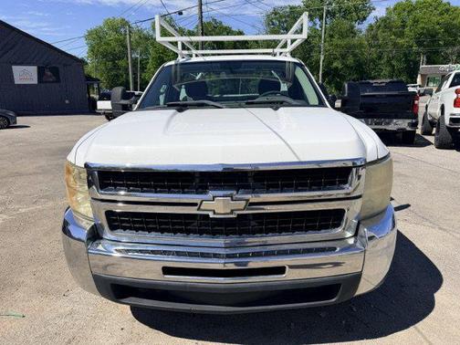 White 2008 Chevrolet Silverado 2500 Work Truck