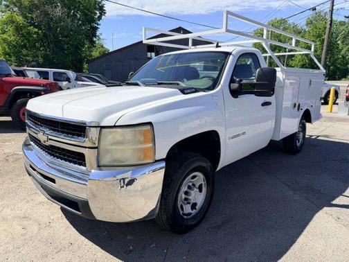 White 2008 Chevrolet Silverado 2500 Work Truck