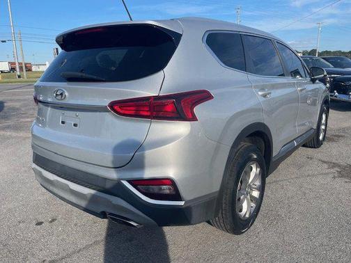 2019 Hyundai SANTA FE SE 2.4