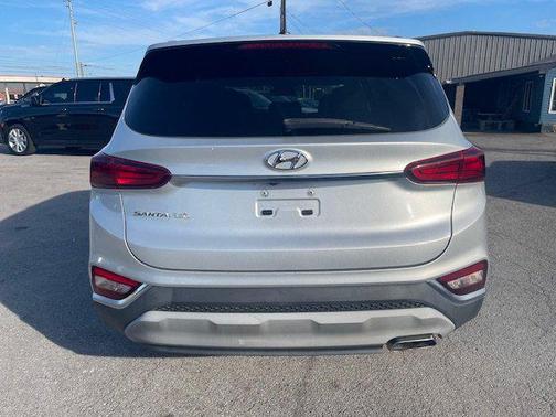 2019 Hyundai SANTA FE SE 2.4
