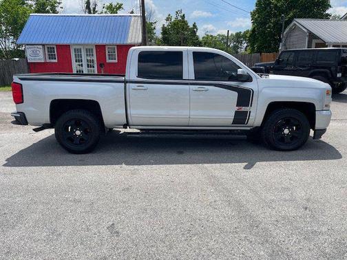 2017 Chevrolet Silverado 1500 2LT