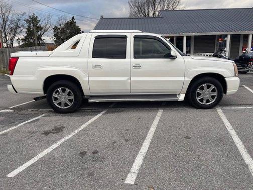 2006 Cadillac Escalade EXT Base