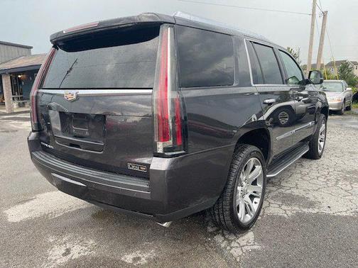 2016 Cadillac Escalade Luxury