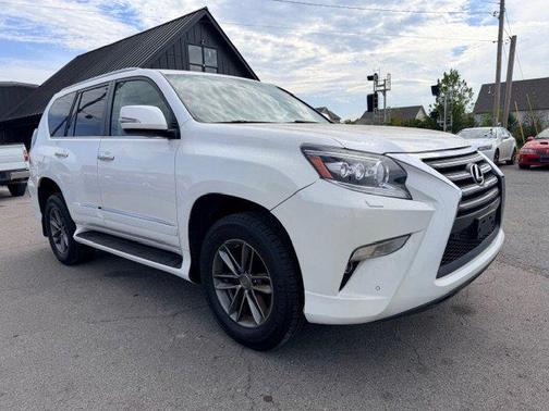 White 2018 Lexus GX 460 Base