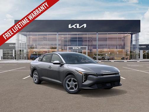 2025 Kia K4 LXS