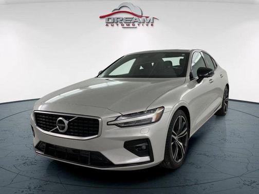 2019 Volvo S60 T5 R-Design