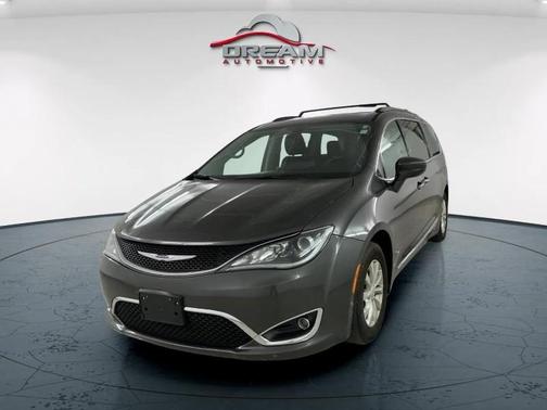 2018 Chrysler Pacifica Touring-L