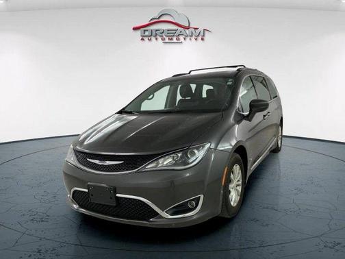 2018 Chrysler Pacifica Touring-L
