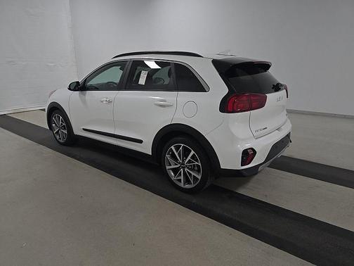 2022 Kia Niro Touring SE