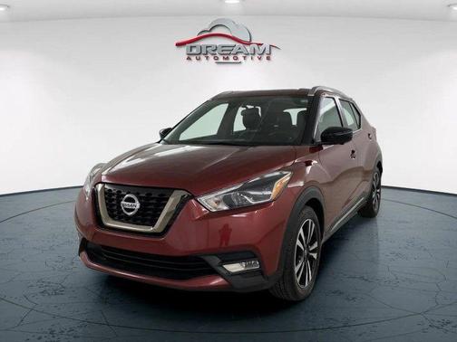 2019 Nissan Kicks SR