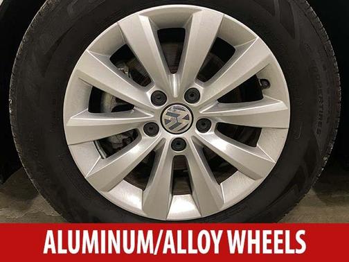 2018 Volkswagen Beetle 2.0T S