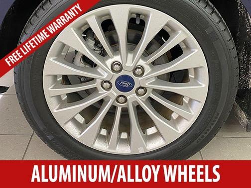 2017 Ford C-Max Hybrid SE