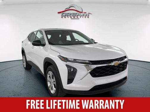 2025 Chevrolet Trax LS