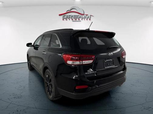 2019 Kia Sorento S
