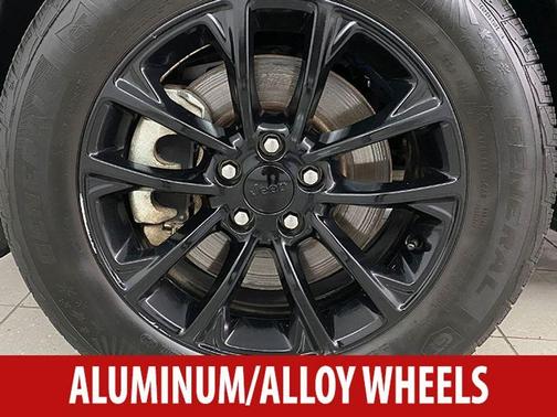 2023 Jeep Cherokee Altitude Lux