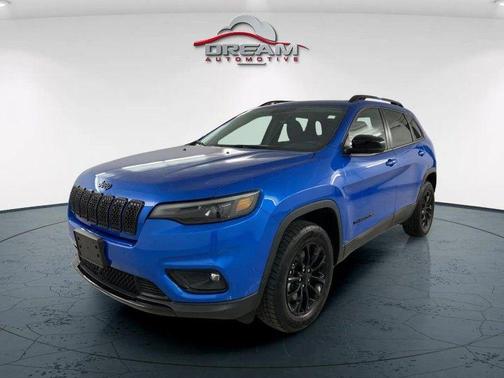 2023 Jeep Cherokee Altitude Lux