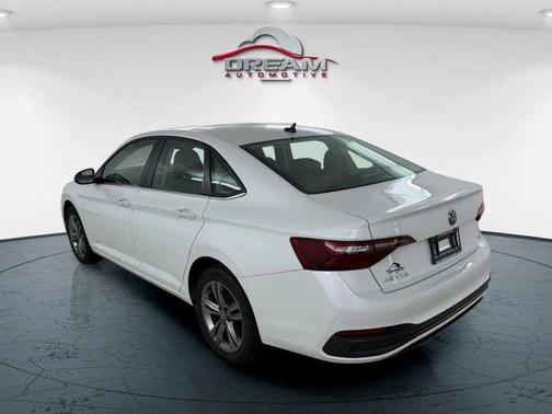 2023 Volkswagen Jetta 1.5T SE