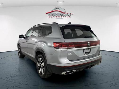 2024 Volkswagen Atlas 2.0T SE