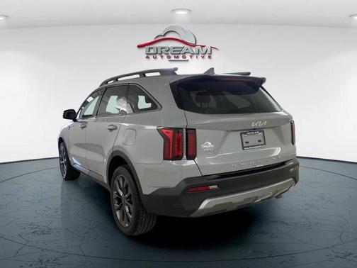 2022 Kia Sorento X-Line EX