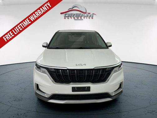 2023 Kia Carnival LX