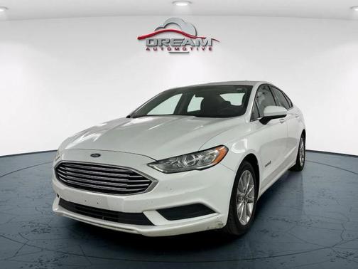 2017 Ford Fusion Hybrid SE
