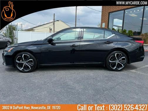 Black 2024 Nissan Altima 2.5 SR