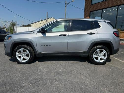 Billet Silver Metallic Clearcoat 2023 Jeep Compass Sport
